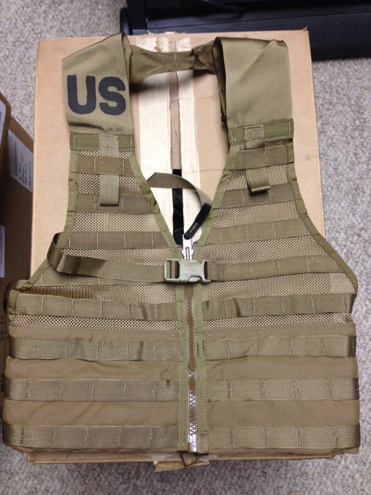 Coyote MOLLE II Fighting Load Carrier, (FLC) BRAND NEW IN BAG!!