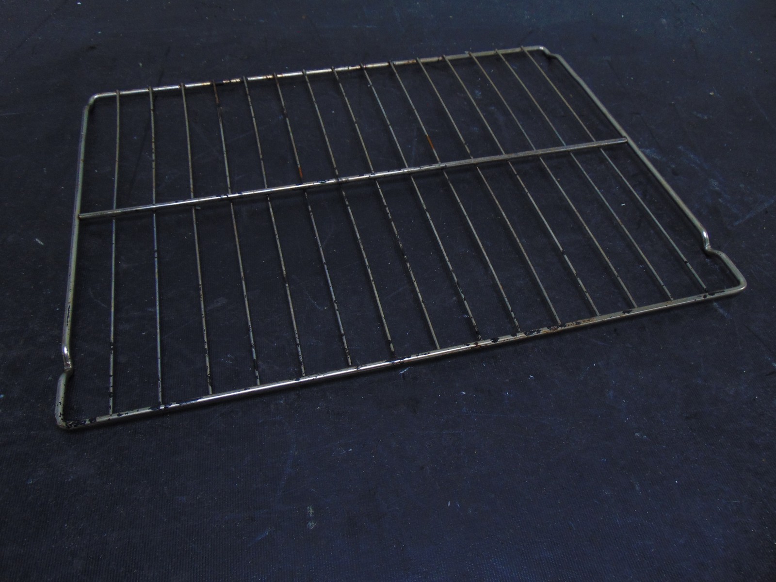 GE Electric Range JBP35DM1BB Rack WB48T10057