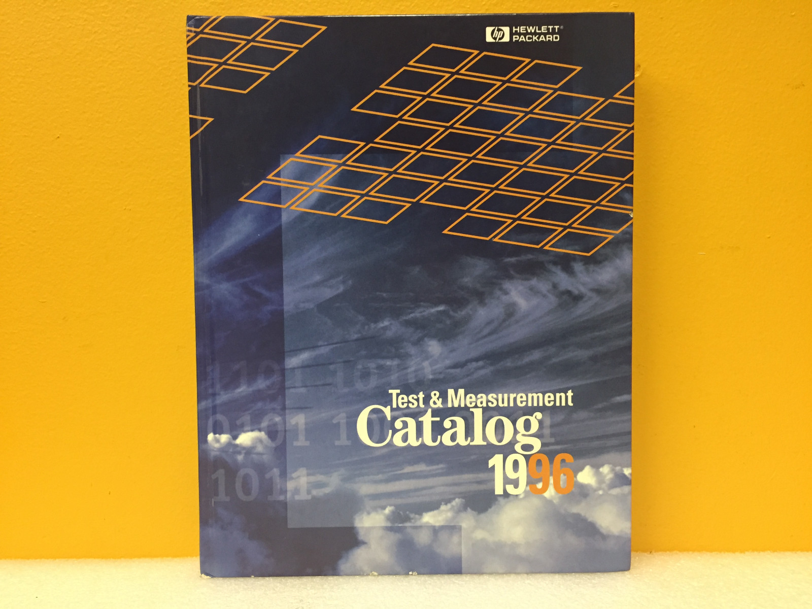 HP / Agilent / Keysight 1996 Test + Measurement Catalog, Great Condition!