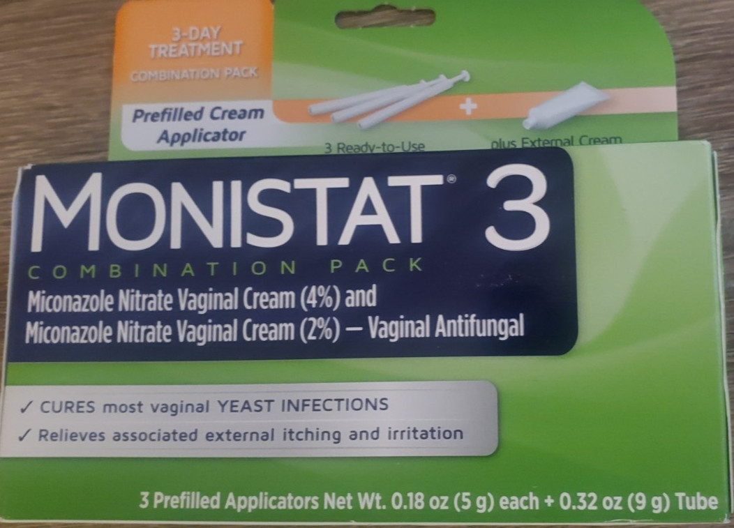 MONISTAT 3 COMBO PACK  3 Applicators Yeast Infection Treatment + 1 Cream  4/27!