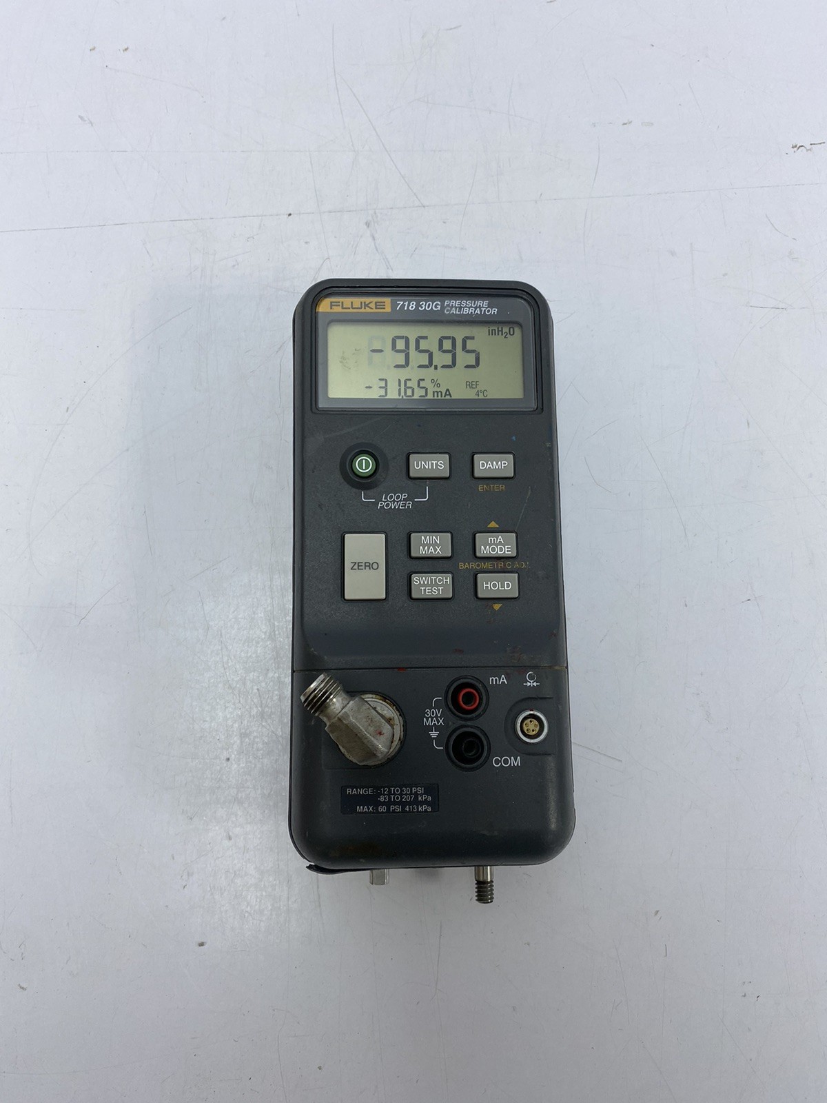 Fluke 718 30G Pressure Calibrator