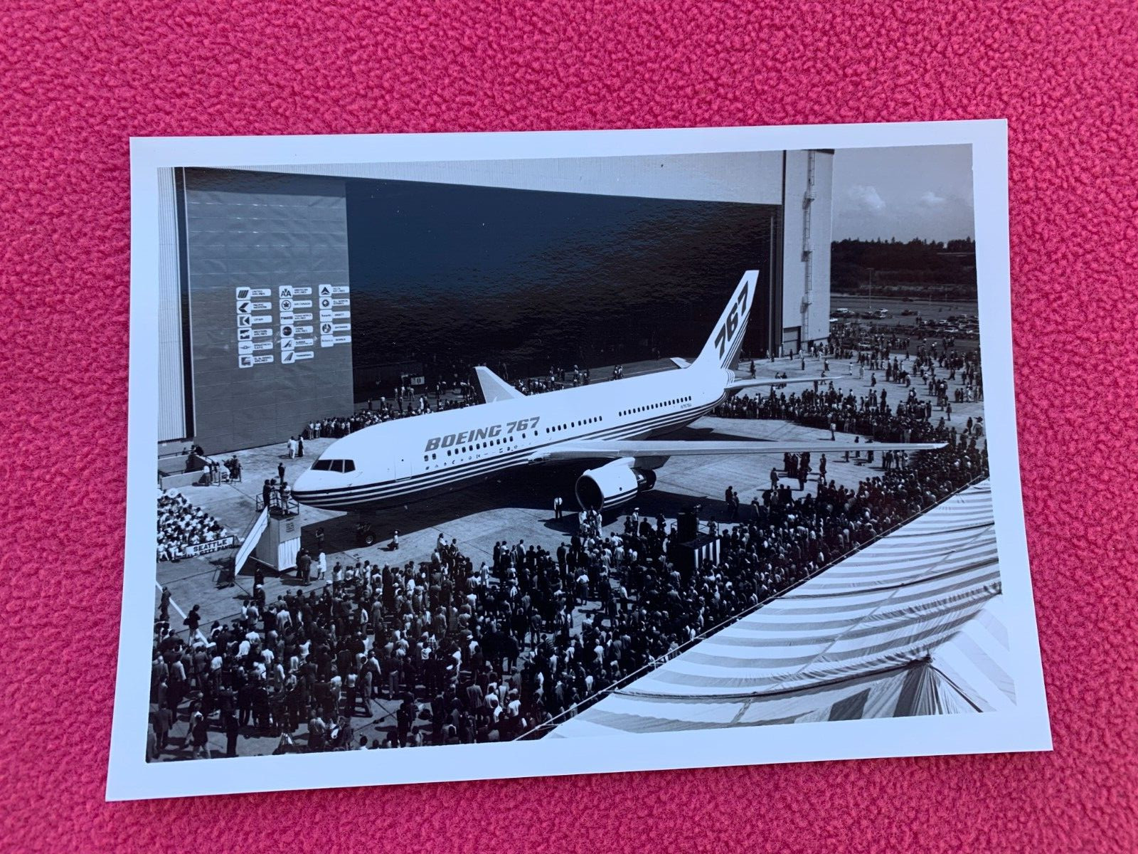 NASA real PHOTO space SPACECRAFT aviation BOEING 767 aircraft HANGER airport