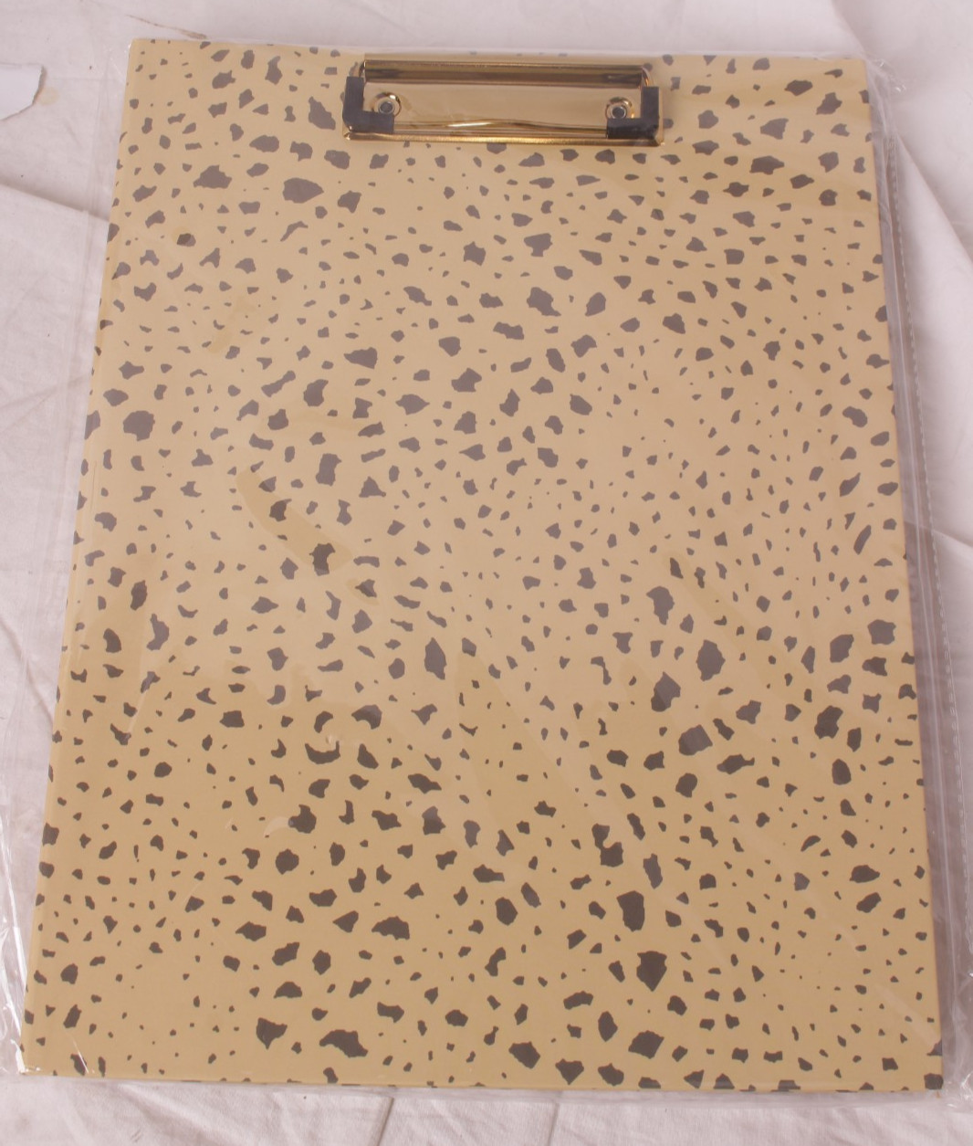 NEW Day Designer Clipfolio - savannah natural animal print