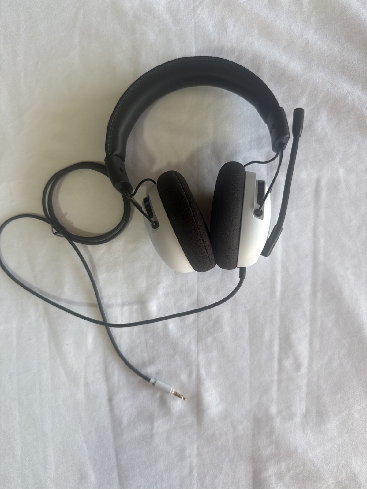 Over-Ear Headset w/ Boom Mic, Built-In Microphone, White/Black 6610i