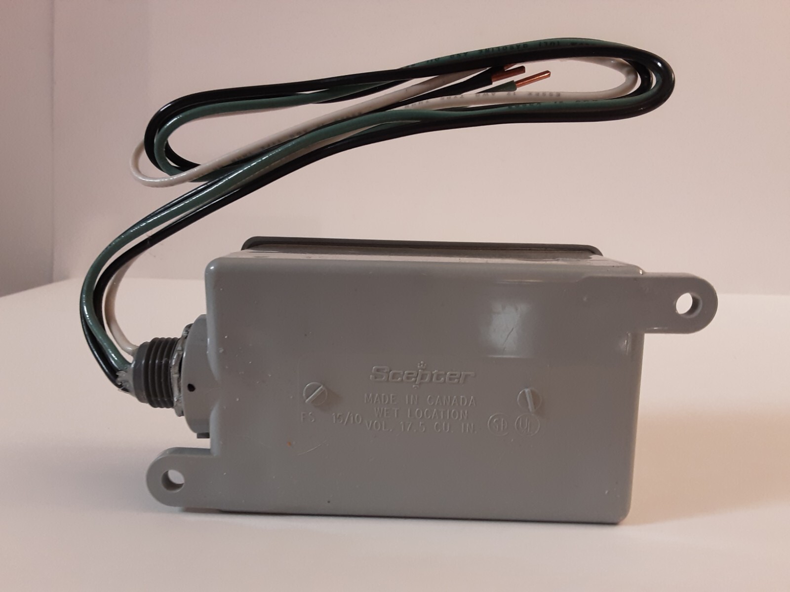 Vintage Scepter E Clips Transient Voltage Surge Suppressor Model 240H
