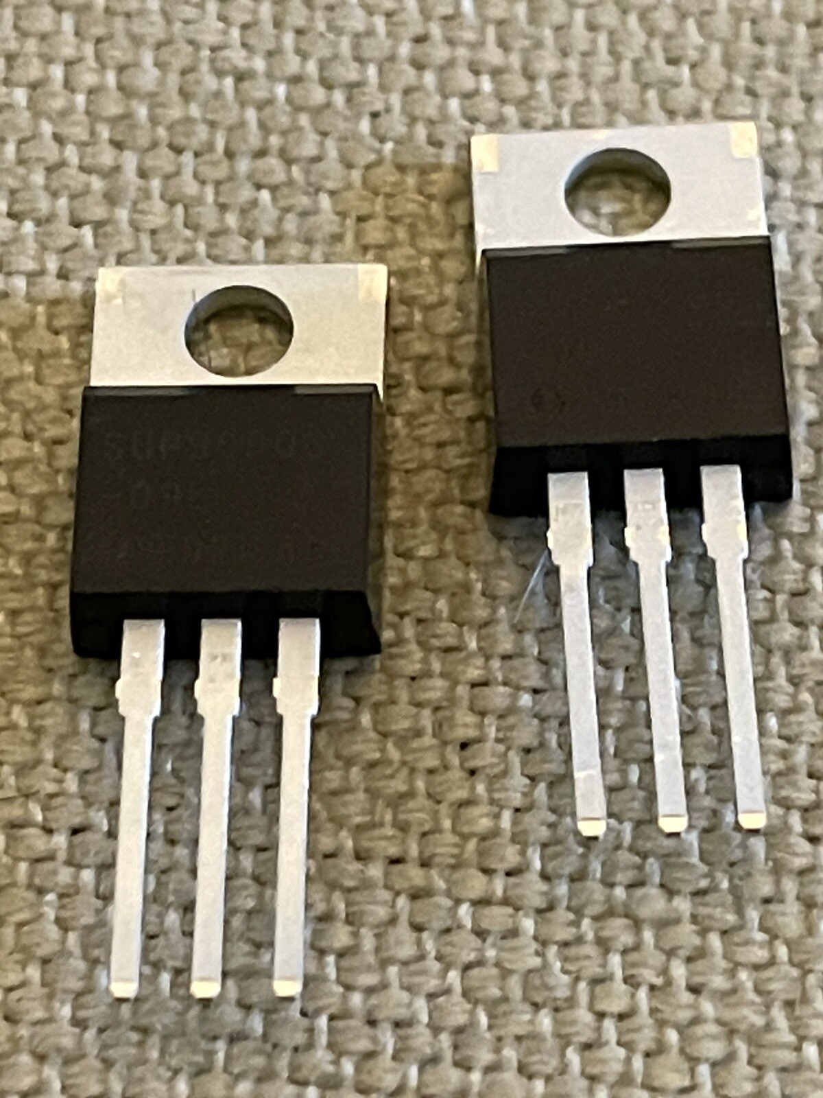SUP90P06-09-E3 MOSFET P-CH 60v 90A TO220A(2pcs)VISHAY