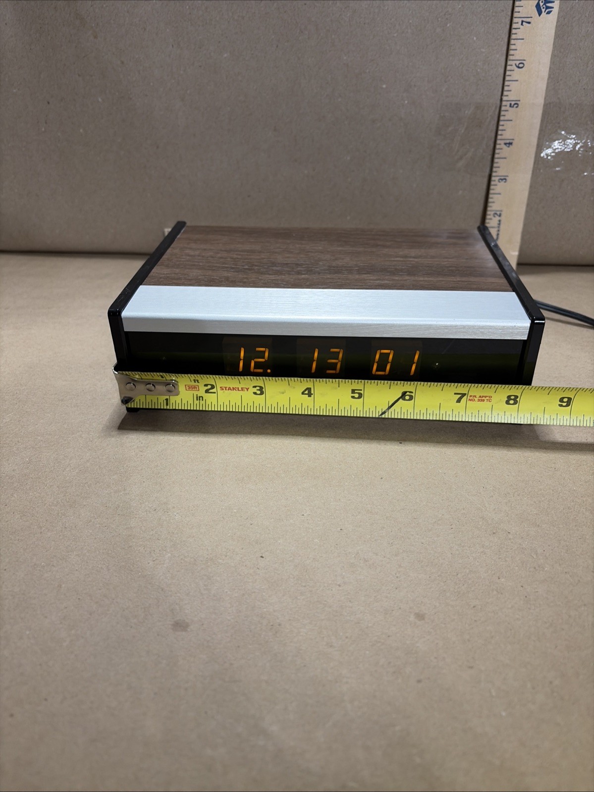 ESE ES-161U Digital Clock / Time Display – Vintage Broadcast Studio Unit