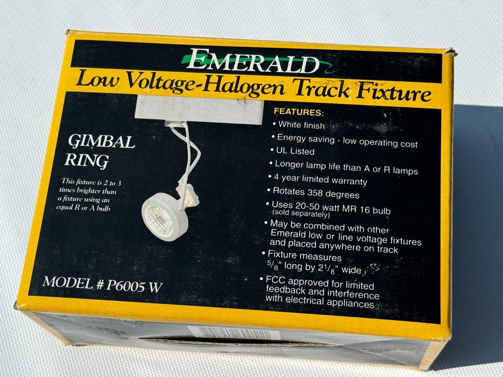 New! Quality!  Emerald Low Voltage Halogen/LED Minimalist Track Head in White