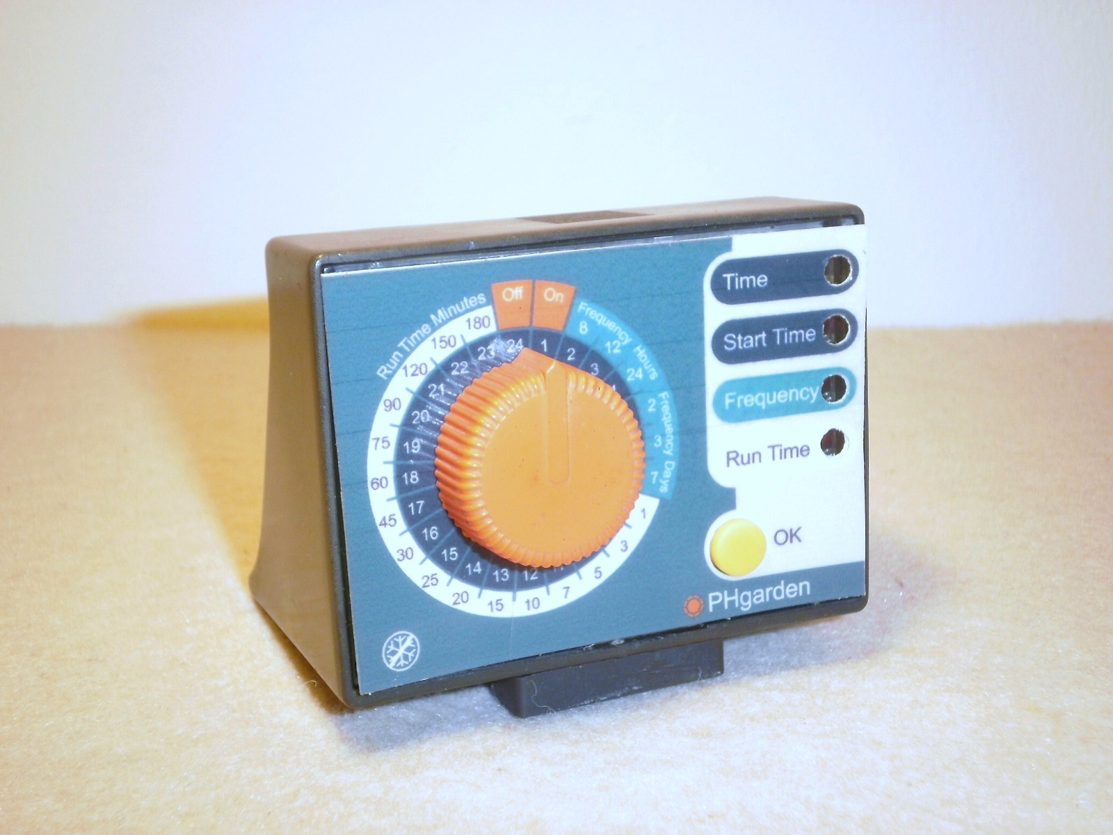 REPLACEMENT STICKER for water timer / irrigation programmer GARDENA T 1030
