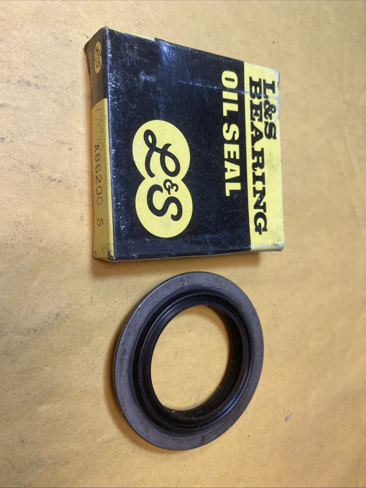 NOS L&S A86200S Front Manual Transmission Seal, Wheel Seal F+S!