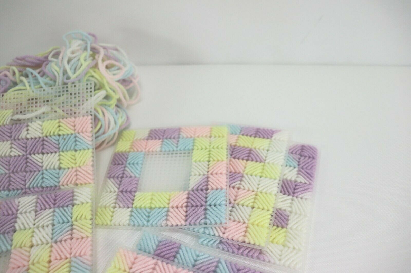 Crochet Tissue Holder Pieces Yarn DYI Craft Add your own touch to complete NEW