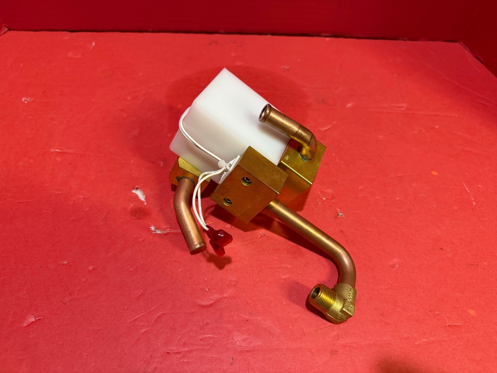 Steris Corporation 1E FLOAT VALVE ASSEMBLY 200042 NEW Tested