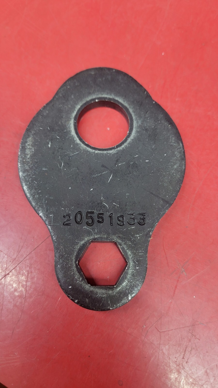 20551933 GENUINE VOLVO OEM SUSPENSION TAB WASHER NOS
