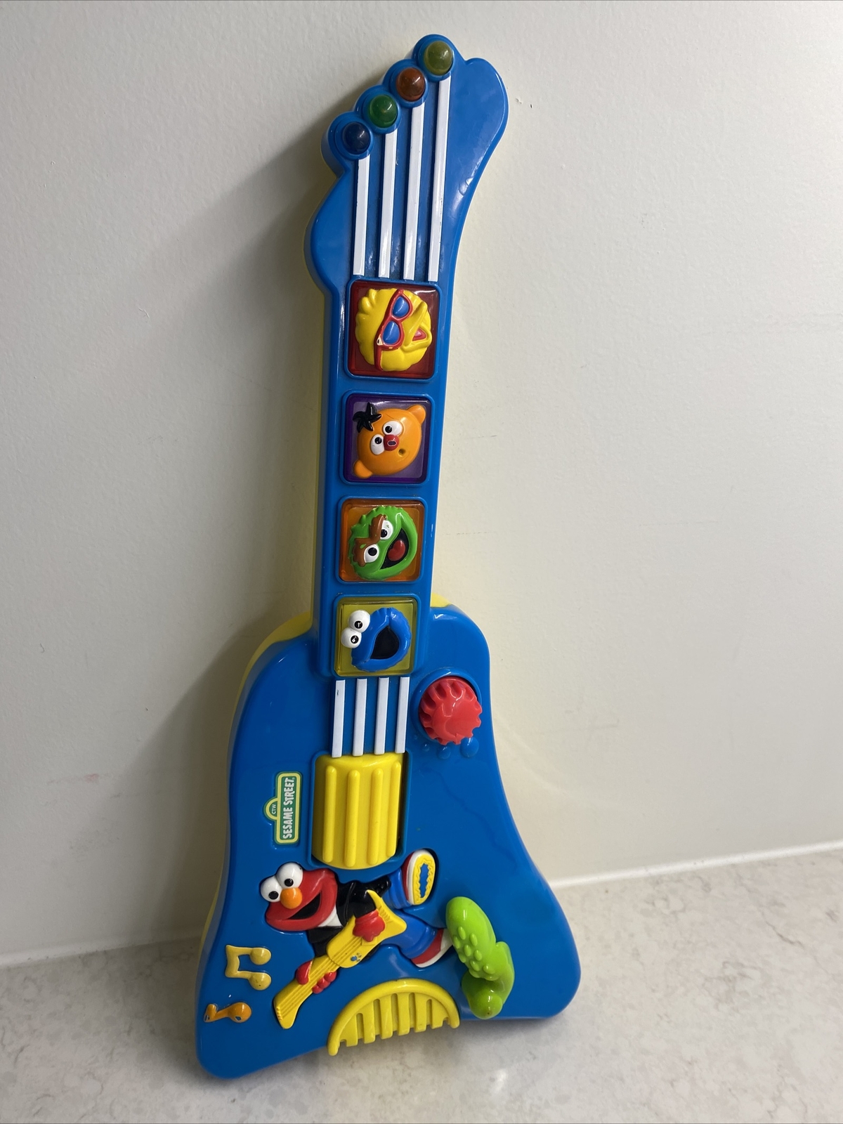 Sesame Street Elmo's Rock N Roll Guitar Musical Instrument Vintage 1998 Tyco Toy