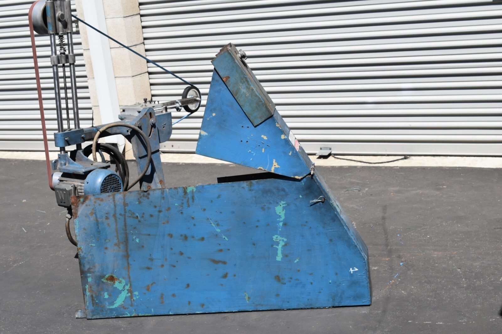 Stephen Bader Space Saver belt grinder