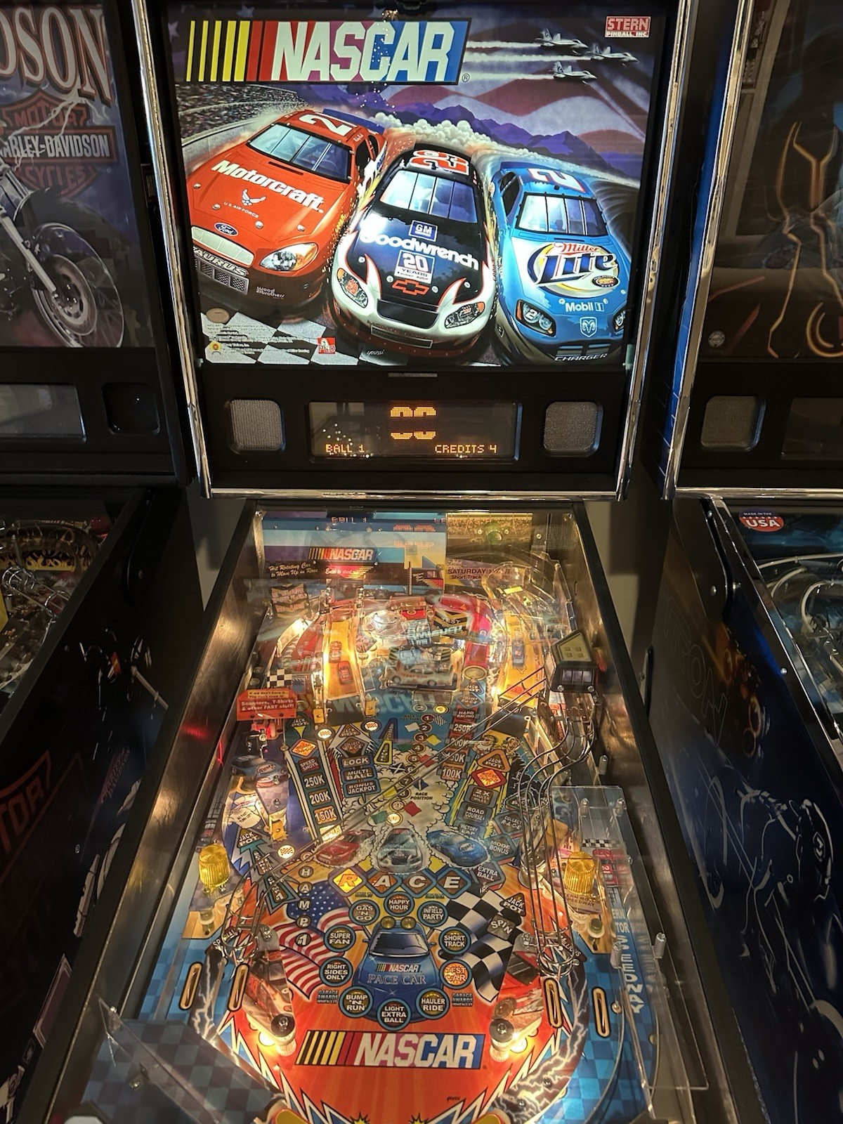 Stern NASCAR Pinball Machine – Refurbished, LED Lighting, Wallace, Harvick, Rudd