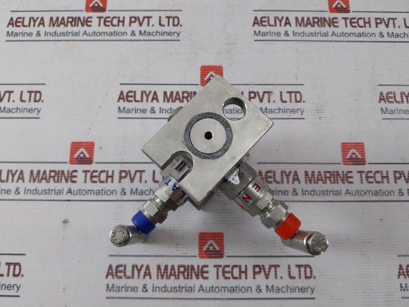 Excelock 2VM/H-SS 316 Needle Valve E201 FF