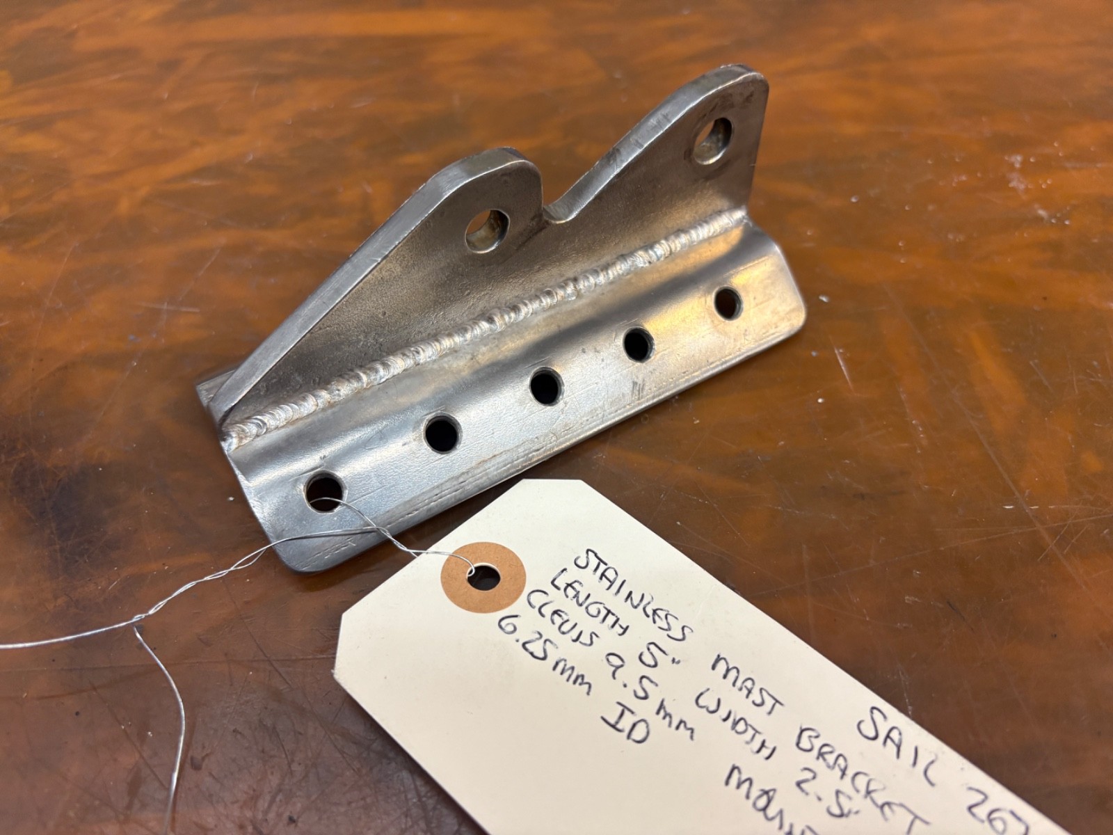 STAINLESS MAST BRACKET LENGTH 5" WIDTH 2.5" CURVED BASE CLEVIS 0.37" (9.5MM)...