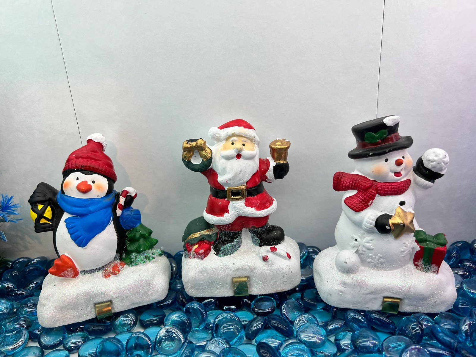 Food-Safe Christmas Aquarium Ornament: Santa, Snowman, Penguin