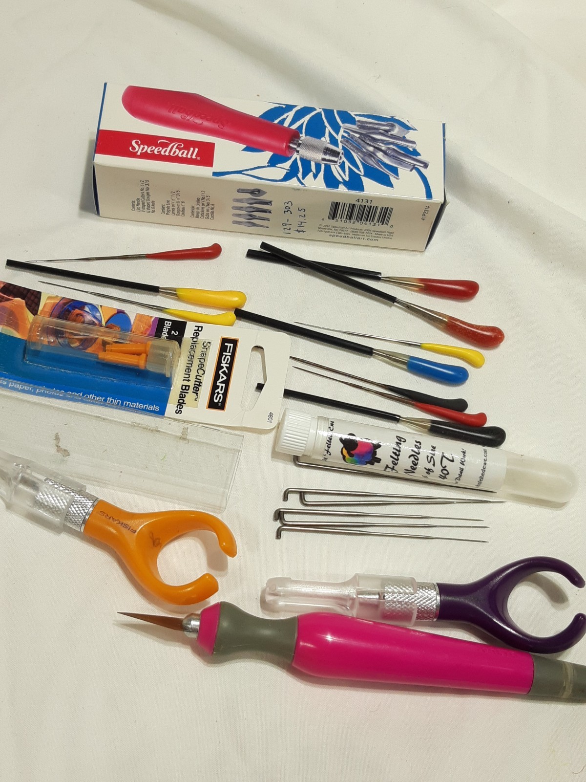 Scrapbooking Crafting Tools Scissors-Tweezers-Pick Set-Hole Punch 21 Pieces