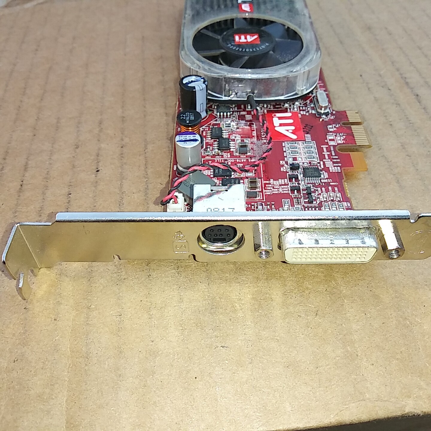 ATI FIREMV 2250 PCIE 256MB GRAPHICS CARD GPU / DELL PULL