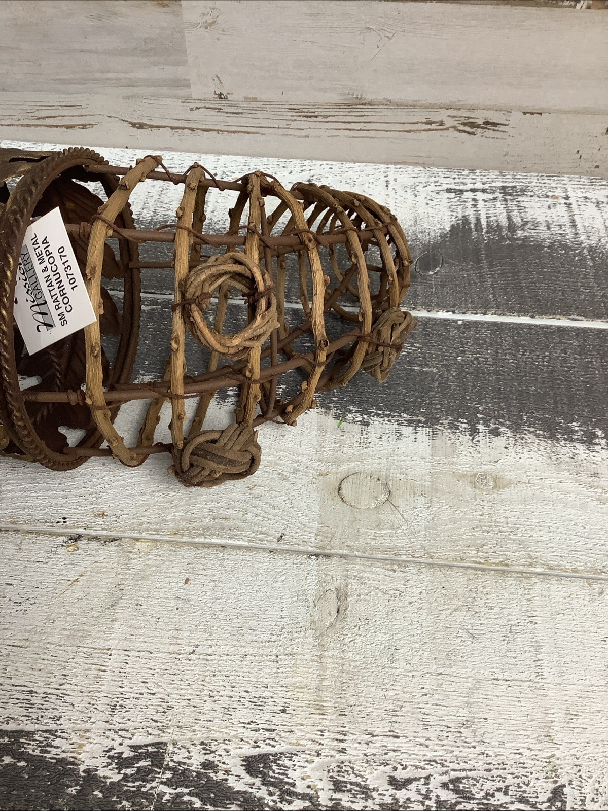 Cornucopia Metal Rim And Vine Basket 8"