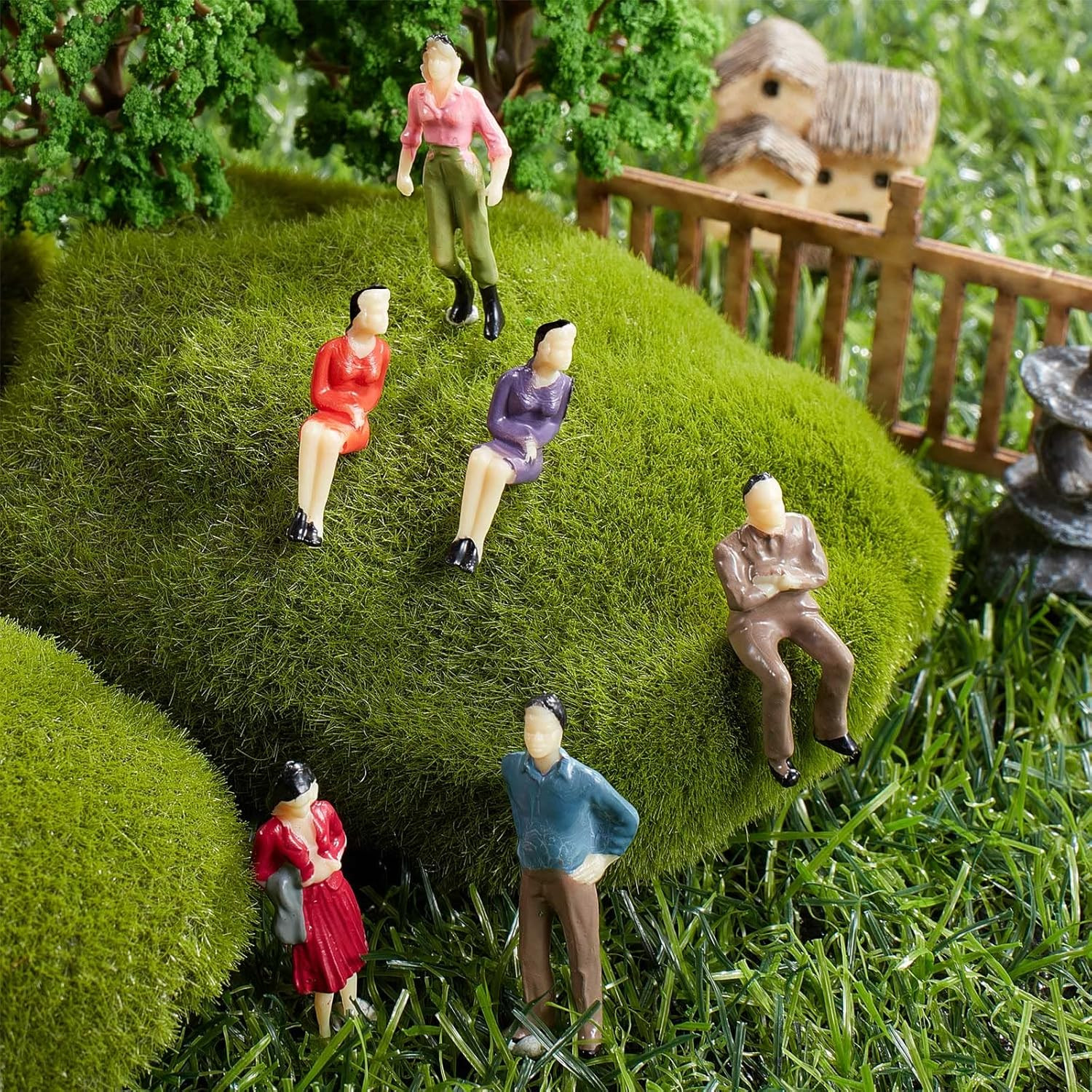 80 Pcs Mini People Figurines 1:50 Scale Model Trains Architectural Painted Peopl