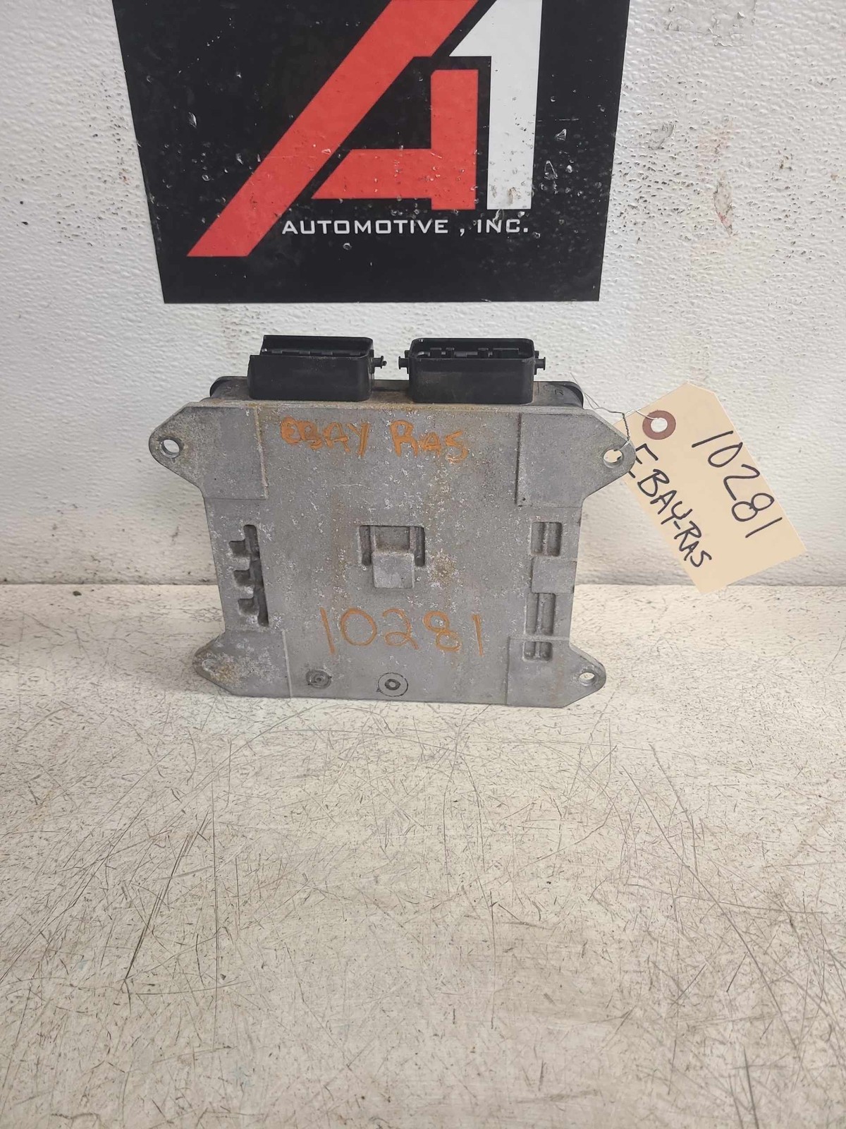 2004-2005 MAZDA 3 2.3L AUTO ENGINE COMPUTER ELECTRONIC CONTROL MODULE ECM ECU