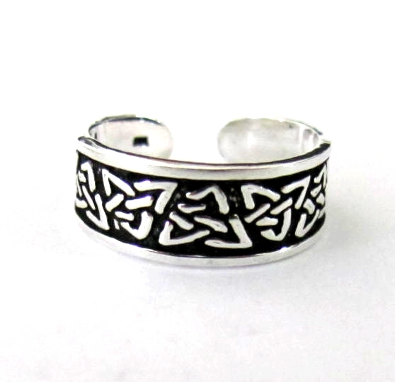 Sterling Silver Celtic Trinity size small 1-3 adjustable toe ring