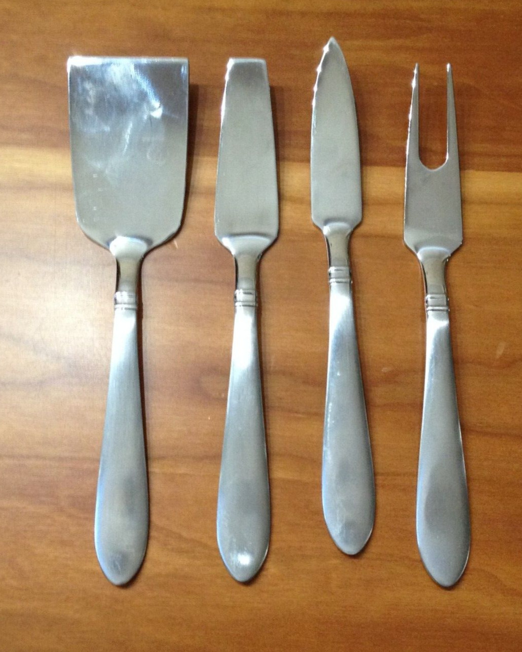 Farberware Stainless ANNOTTO Satin - Hors D'oeuvres & Condiments Flatware (4) Pc