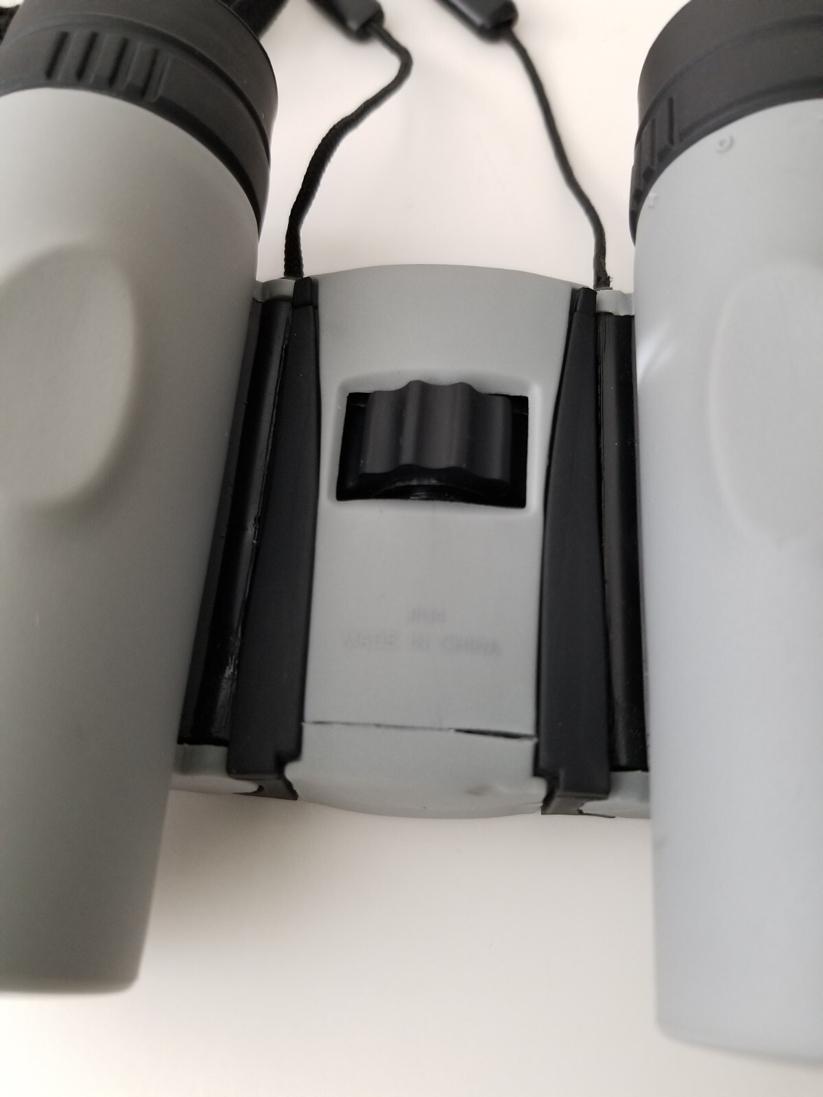 Restoration Hardware 10x25 Binoculars JlU4 waterproof neck strap soft case_Clean