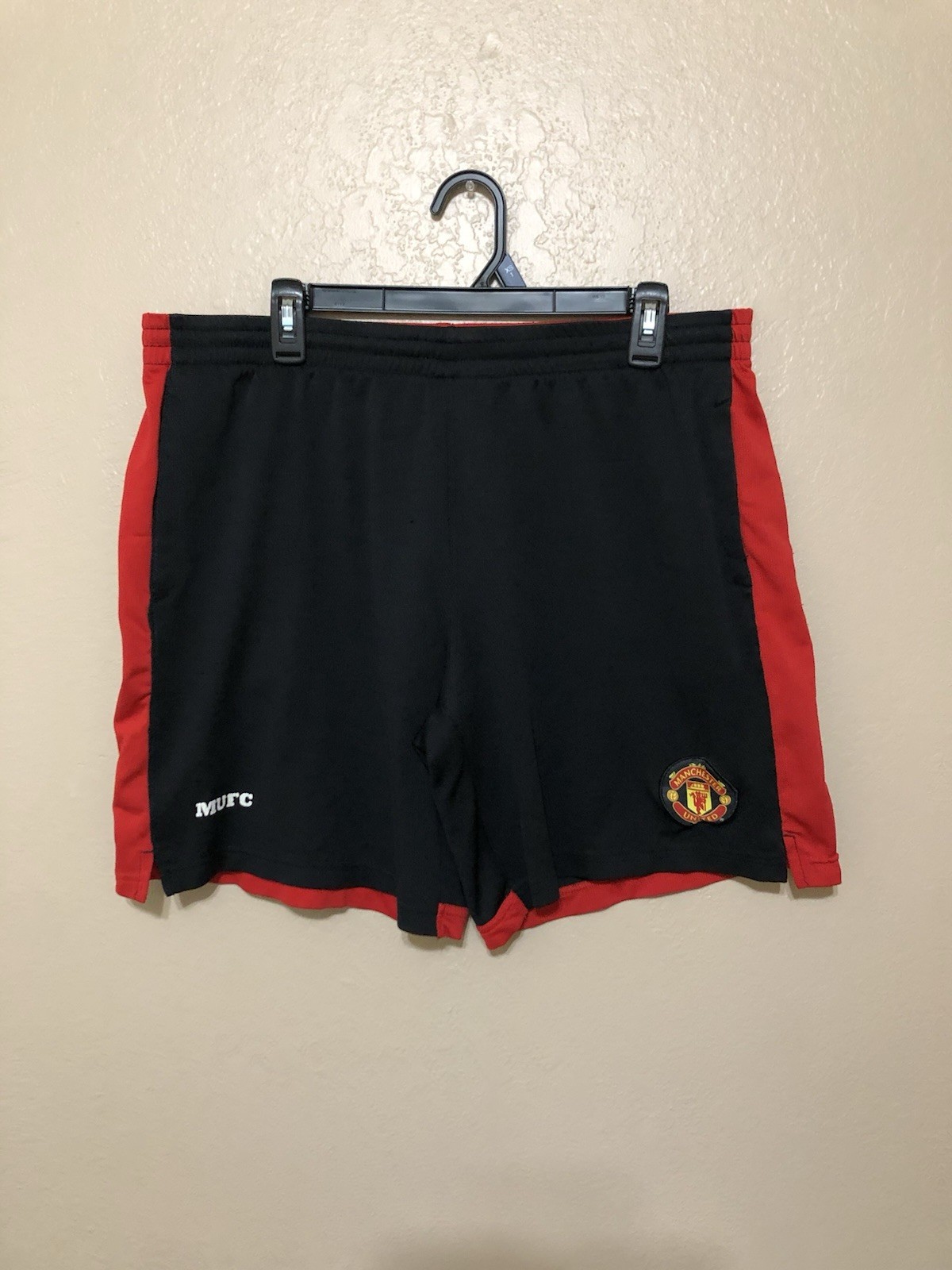 Manchester United Soccer Shorts Red MUFC Men’s Size Large Drawstring Official