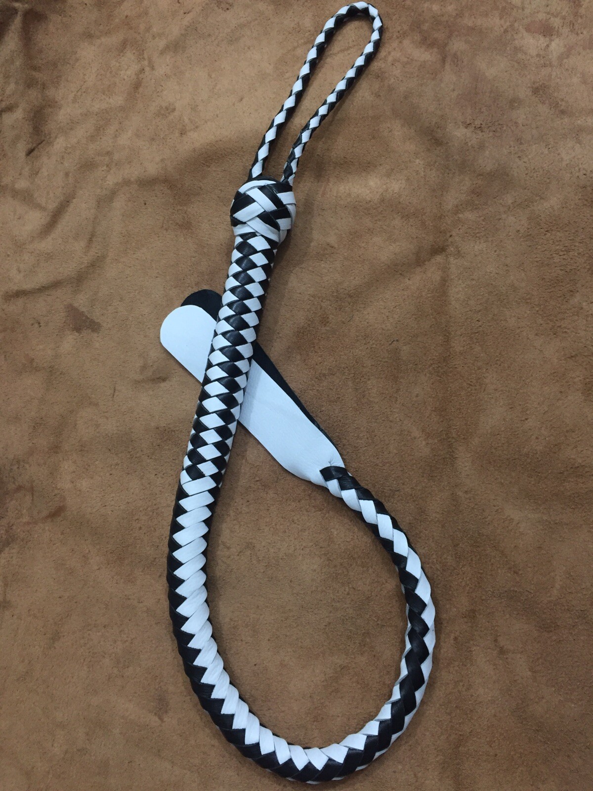 31 inch long black Cowhide leather bull whip Two Tail flogger Black And White.