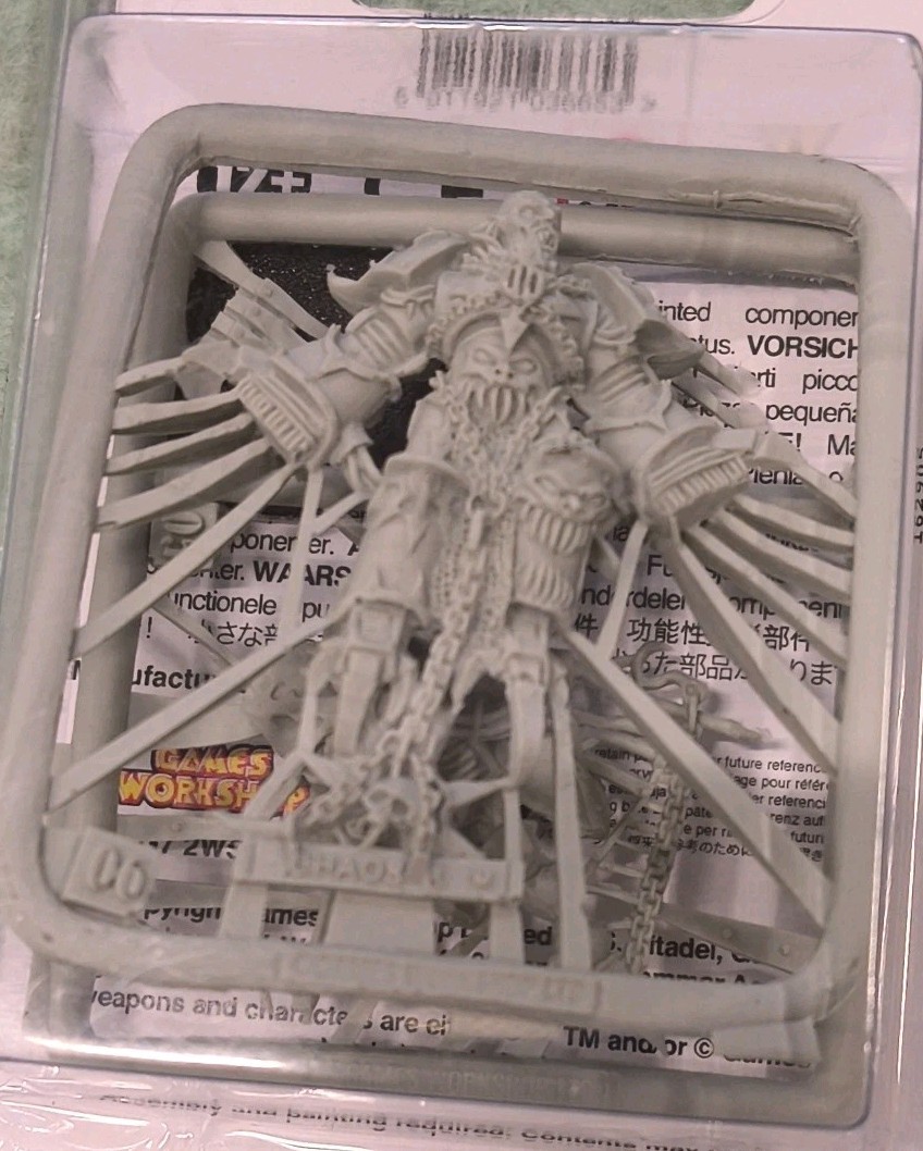 Warhammer 40k Chaos Lord With Jump Pack Plastic