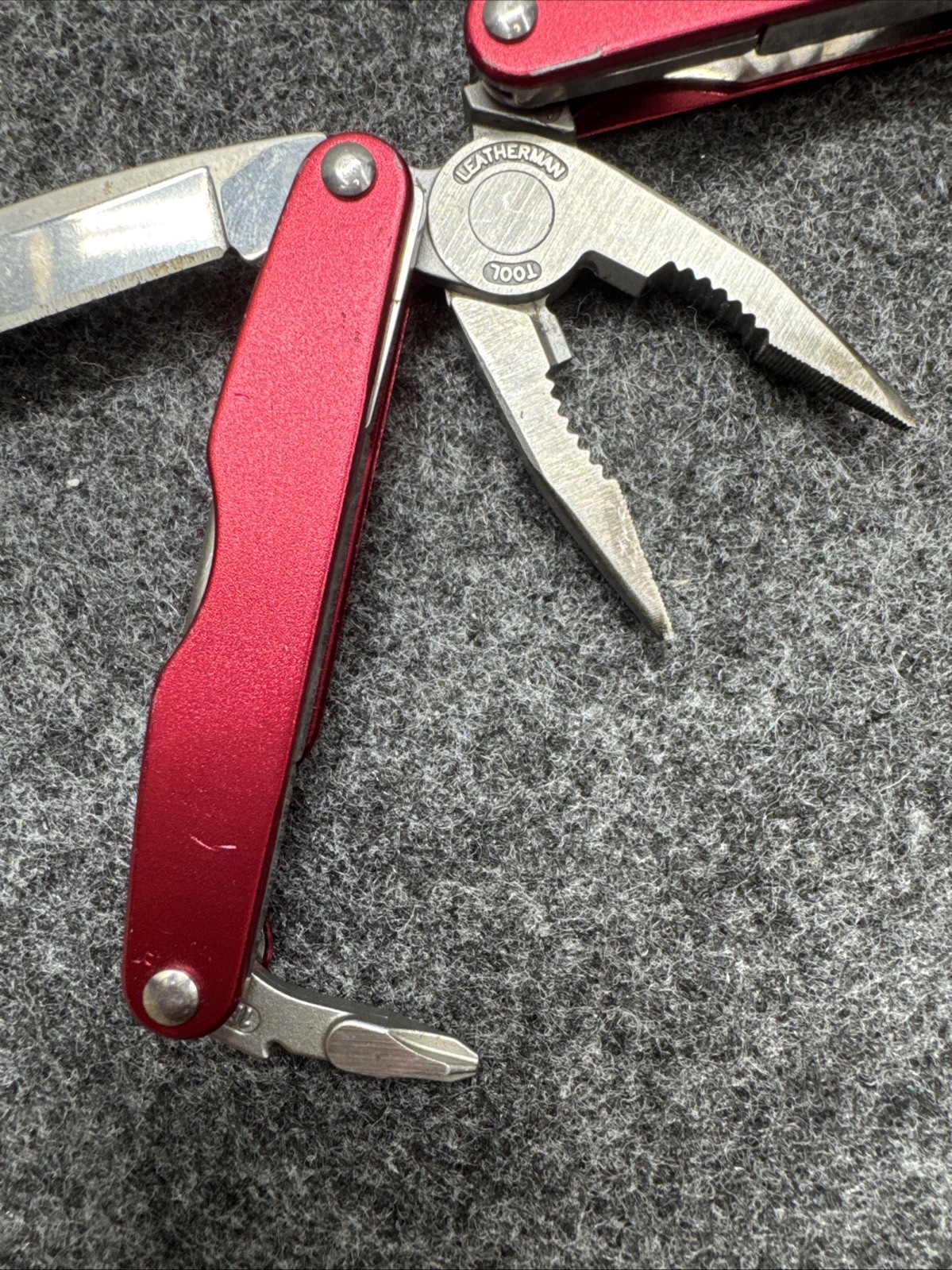 Rare Leatherman Red Multi Tool Hunting /Camping