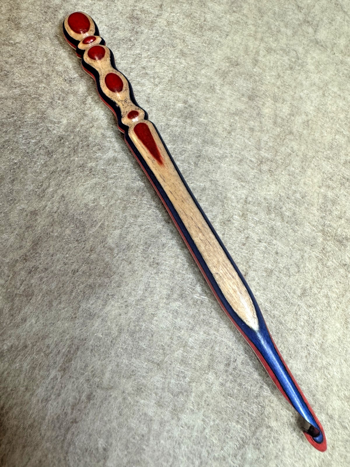 Hand carved Celebrate America  WOOD YARN  CROCHET HOOK  size J