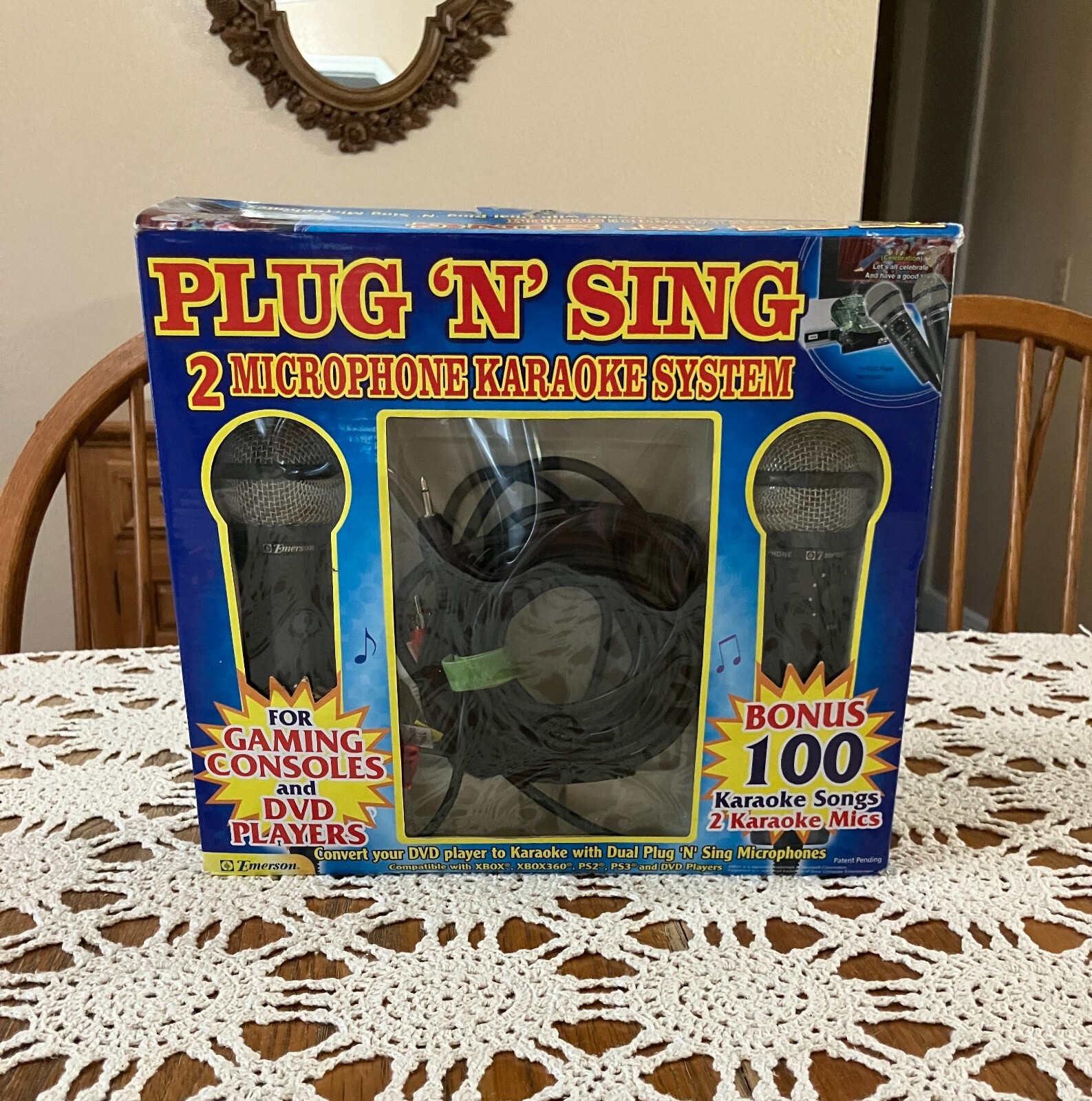 Emerson Plug ‘N’ Play 2 Microphone Karaoke System with 100 Karaoke Songs