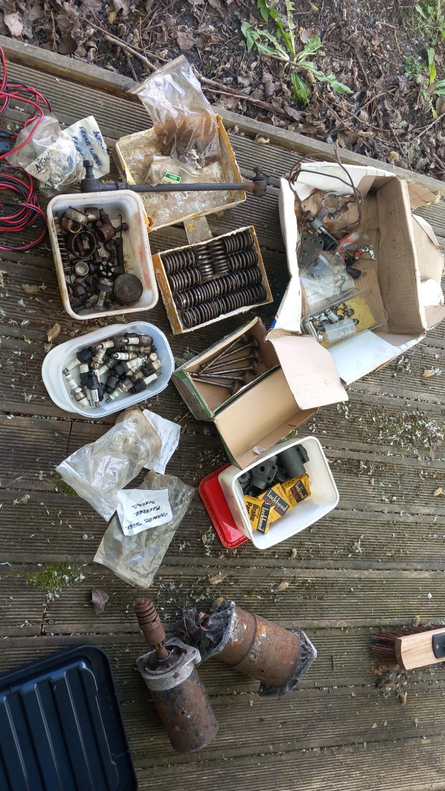 joblot of classic old vauxhall parts including some J type new/ used SEE DISTRIP