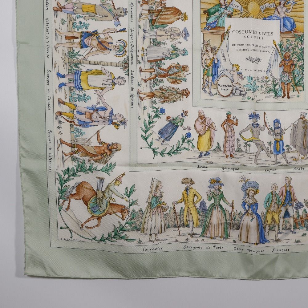 HERMES Carre 90 Silk Green White COSTUMES CIVILS ACTUELS Scarf Excellent