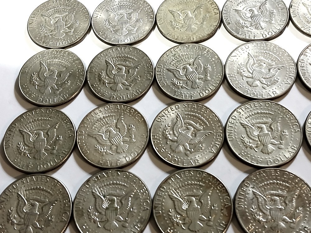 1968 D Kennedy Half Dollar - 20 Each -40% Silver - Average Circulated - 1 Roll