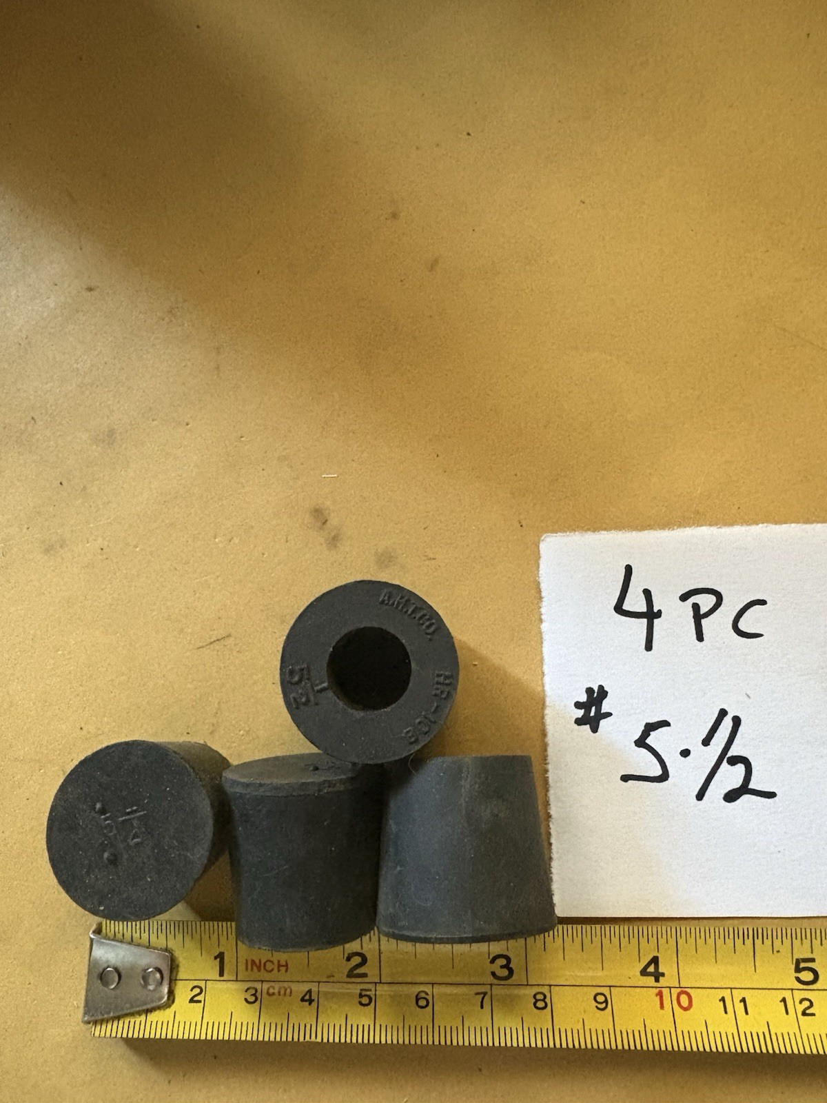 4 Pc  #5-1/2 RUBBER LABORATORY STOPPER Black Rubber Bung Cap for Lab Glass