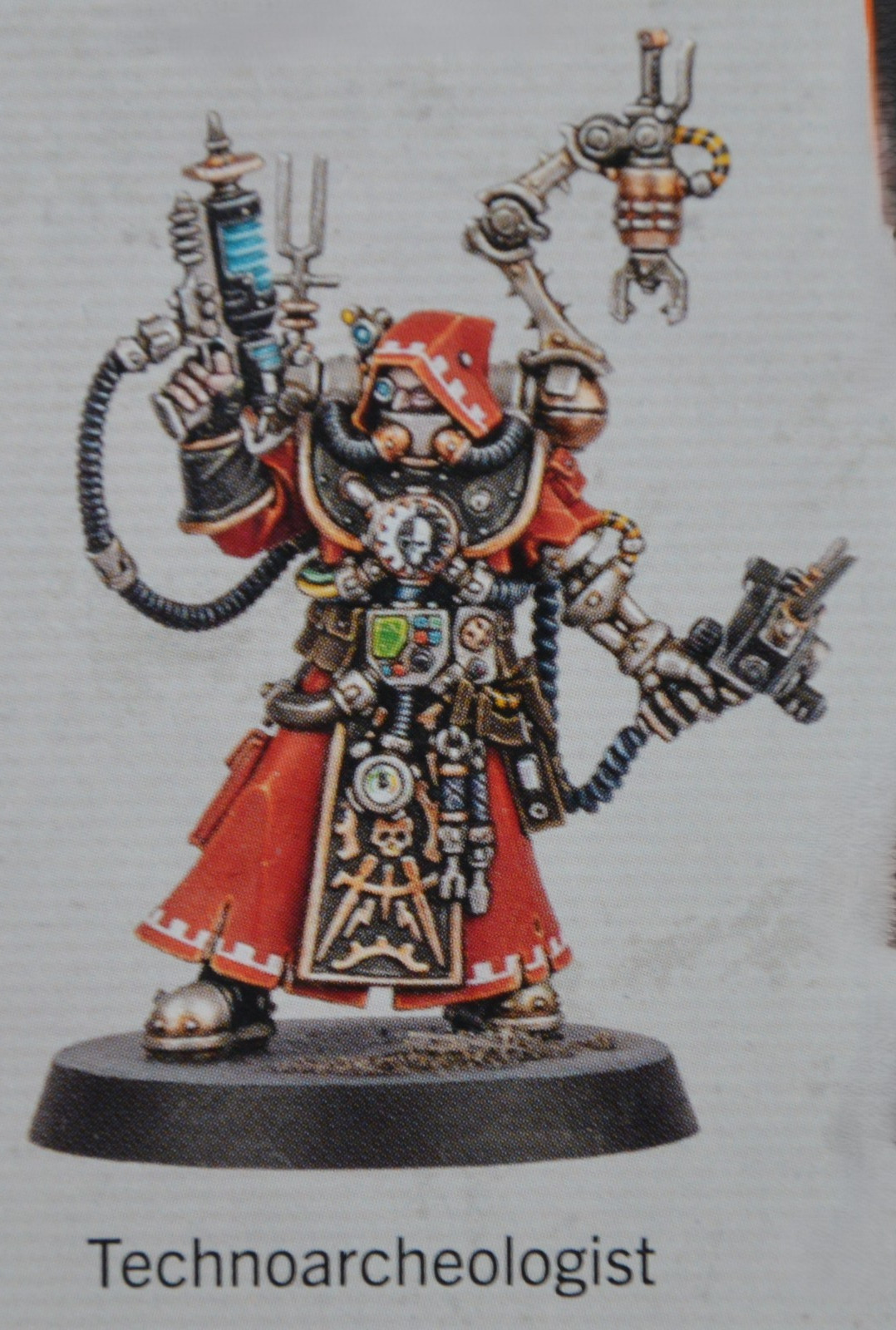 Warhammer 40k Adeptus Mechanicus Technoarcheologist NEW NO BOX