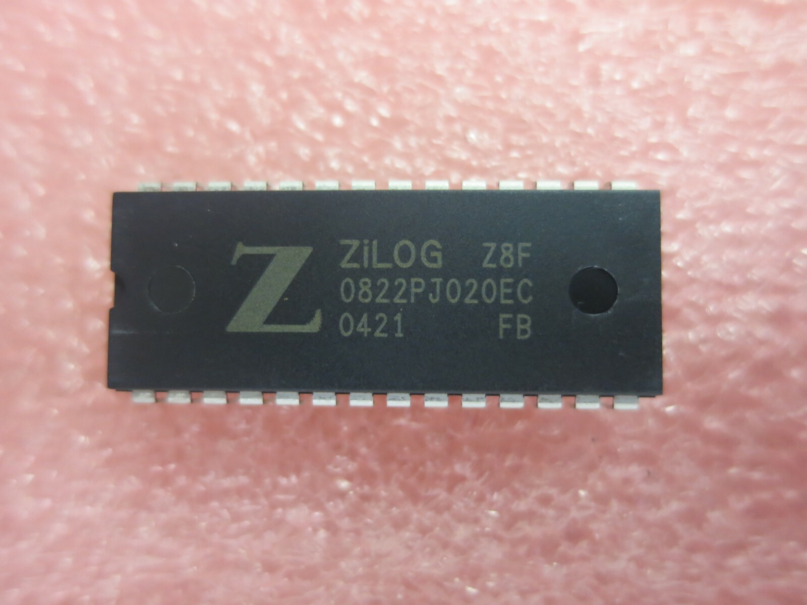 (1 PC) Z8F0822PJ020EC  ZILOG   **US STOCK**