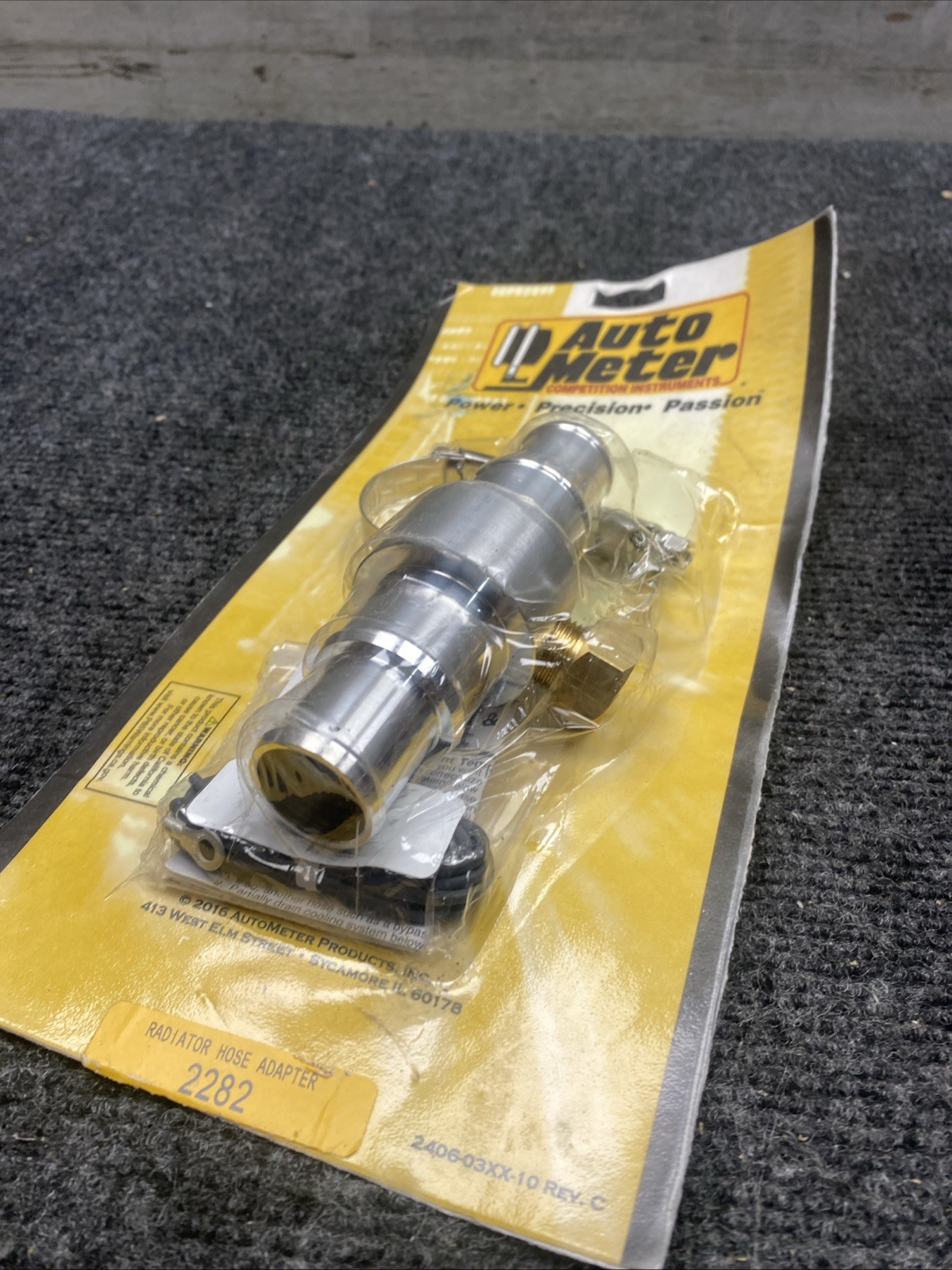Auto Meter Radiator Hose Adapter 2282; With Temp Gauge Adapter, 1 to 1.25 in.