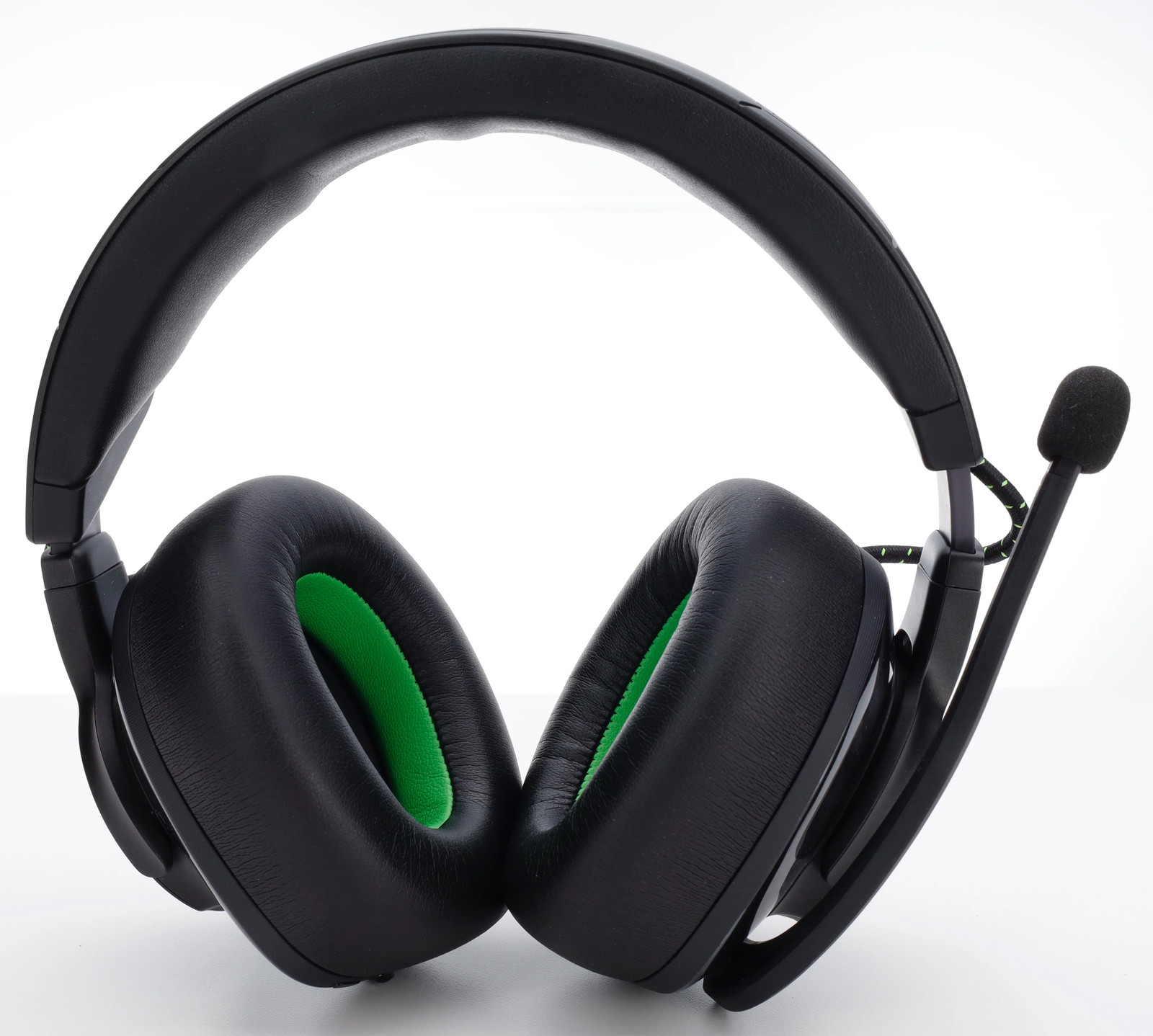 JBL Lifestyle Quantum 910X Console Wireless Gaming Headset - Black