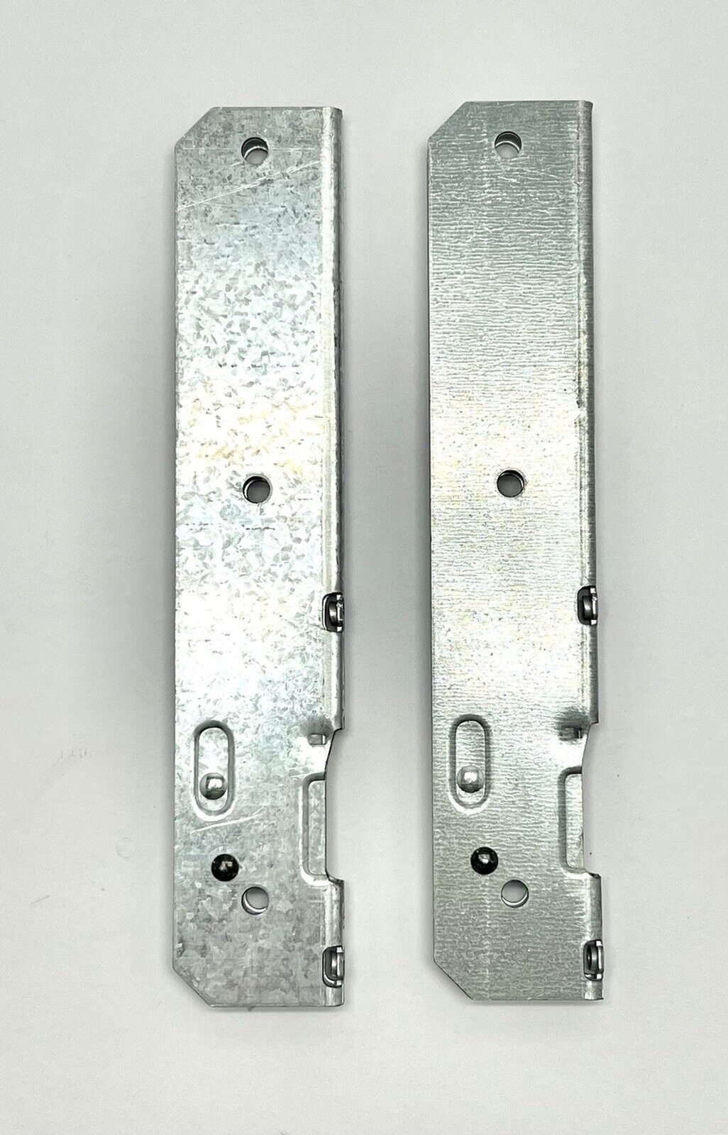 (PAIR) Part # WB10T10083 Genuine OEM GE Wall Oven Hinge RECIEVERS OO281