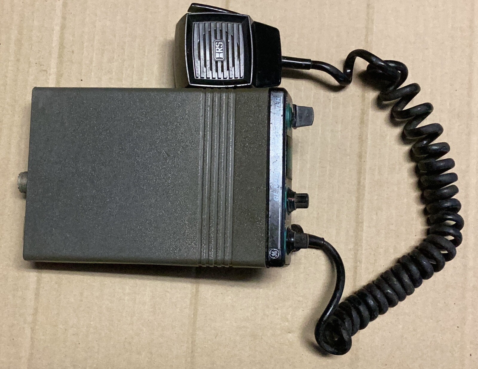 Vintage CB Transceiver Citizens Band 3-5909B Untested