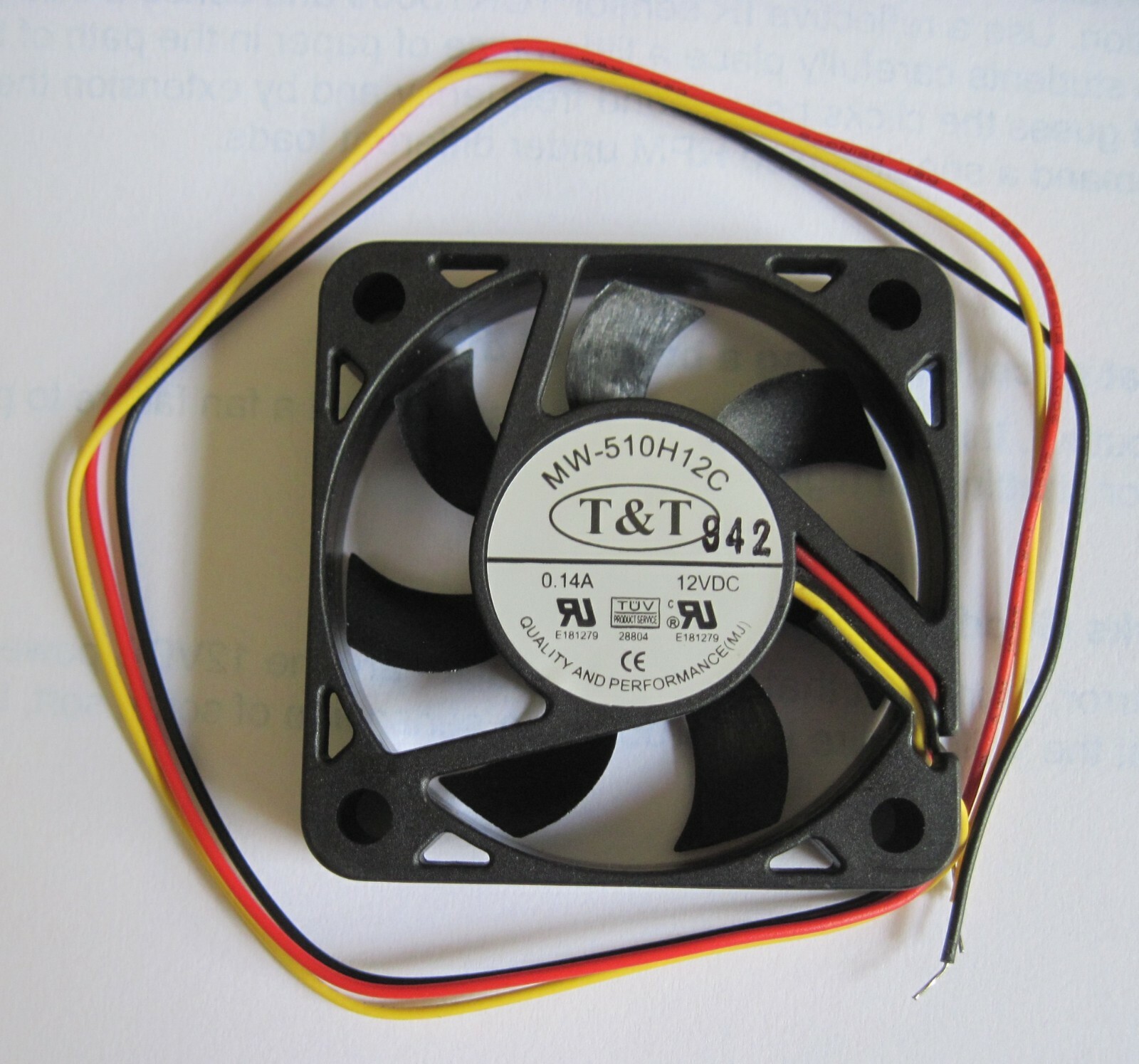 Box Fan T&T 12V DC 2X2" 140mA - 9 CFM (with Tachometer output)