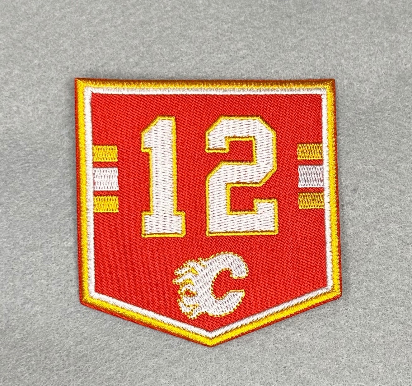 RARE CALGARY FLAMES RETIRED JERSEY PATCH JAROME IGINLA #12 EMBROIDERED IRON-ON.