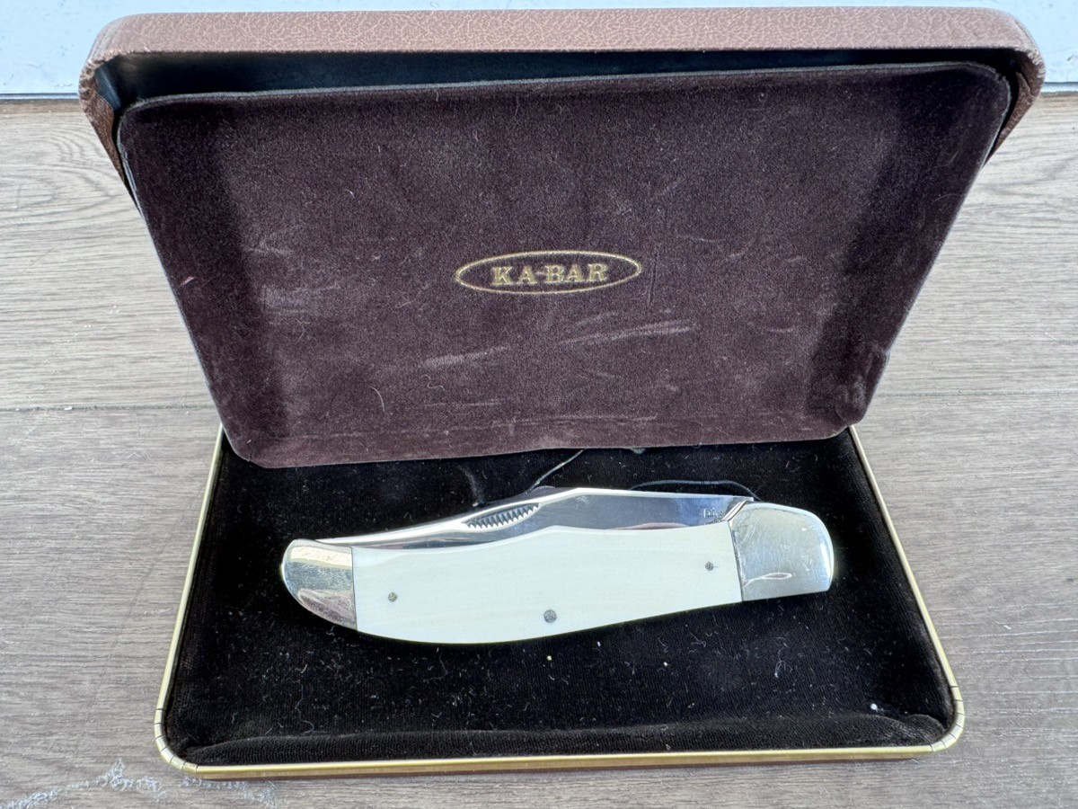 KA-BAR 5 1/4" FOLDING HUNTER COLLECTORS CLUB BONE IVORY HANDLE (WCP036180)